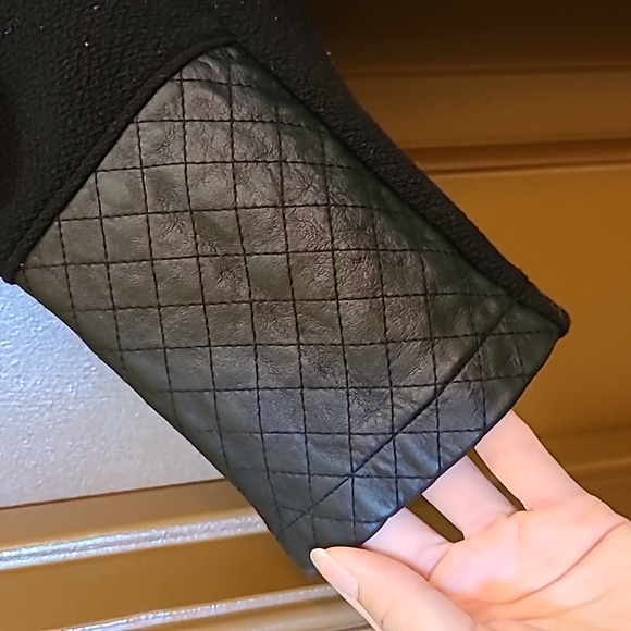 Black club Monaco dress with leather trim - Picture 2 of 4